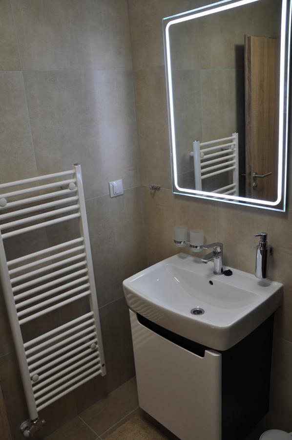 Apartman 14 Lucky Demaenovska Dolina Exterior photo