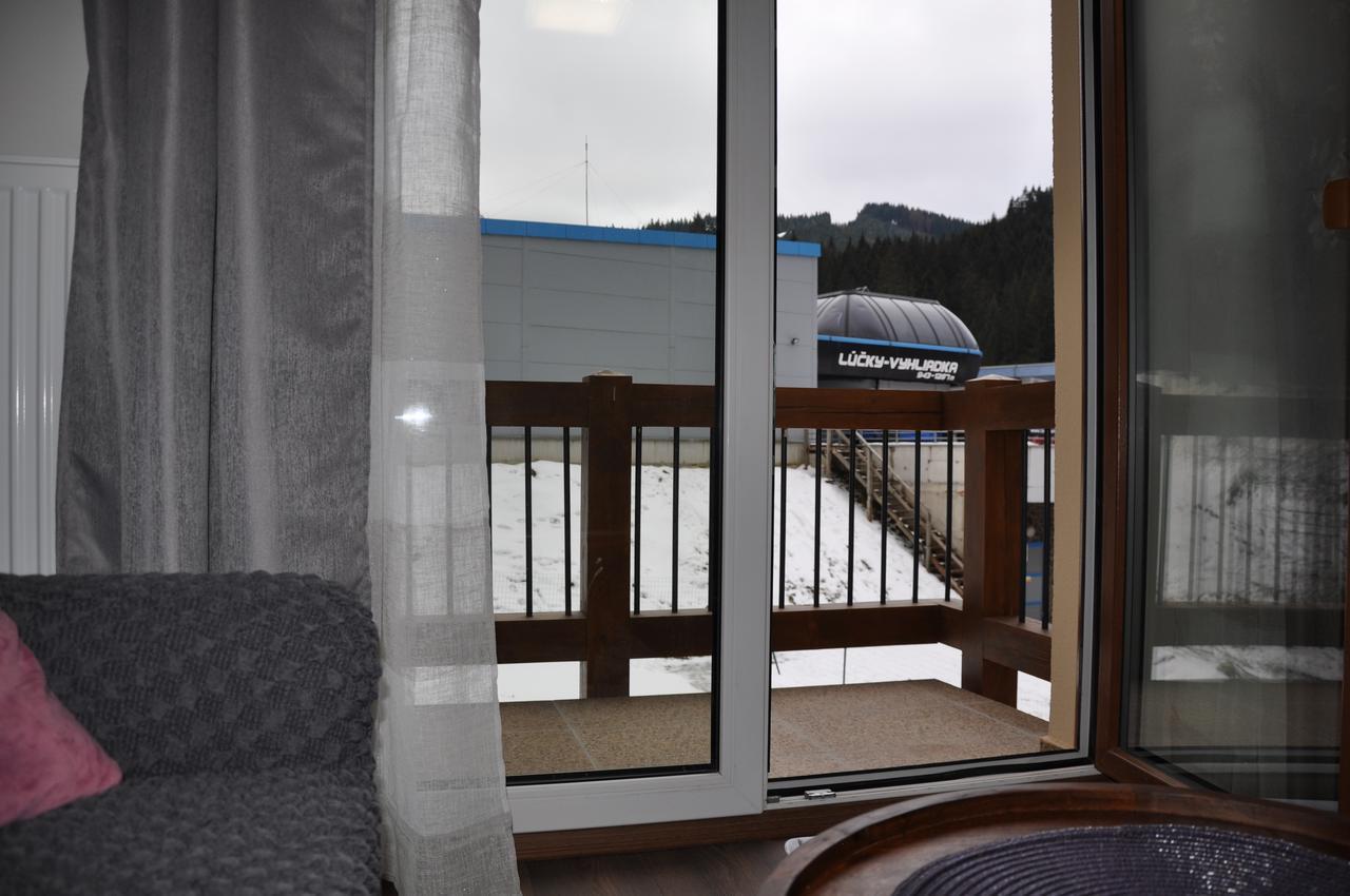 Apartman 14 Lucky Demaenovska Dolina Exterior photo